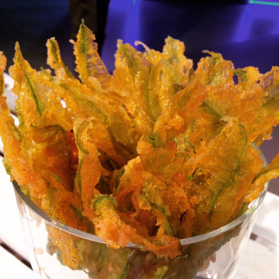 Fiori di zucchina fritti