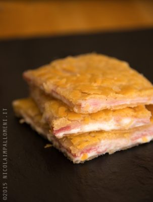 pizzetta pasta semisfoglia ripiena prosciutto cottowm